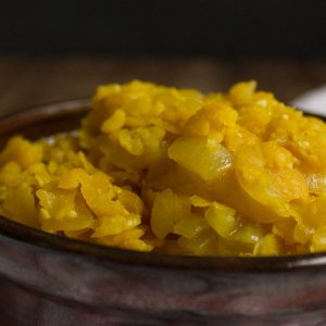 Yekik Alicha (Ethiopian Turmeric Split Peas) – Around the World in 12 Plates